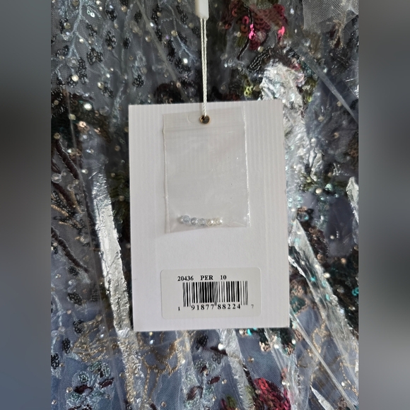 NWT! MAC DUGGAL, Flutter Sleeve Beaded Ball Gown, Periwinkle, Size 10 -MSRP $998 - Picture 6 of 10